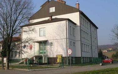 Zesp&oacute;ł Szk&oacute;ł