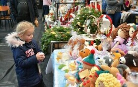 Zapach świąt Bożego Narodzenia podczas Kiermaszu Ozd&oacute;b Świątecznych 14