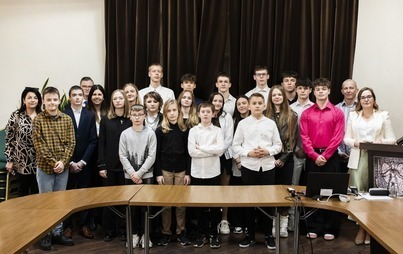 Zdjęcie do Najlepsi sportowcy z Gminy Strzyż&oacute;w nagrodzeni podczas XIII sesji IX kadencji Rady Miejskiej w Strzyżowie 